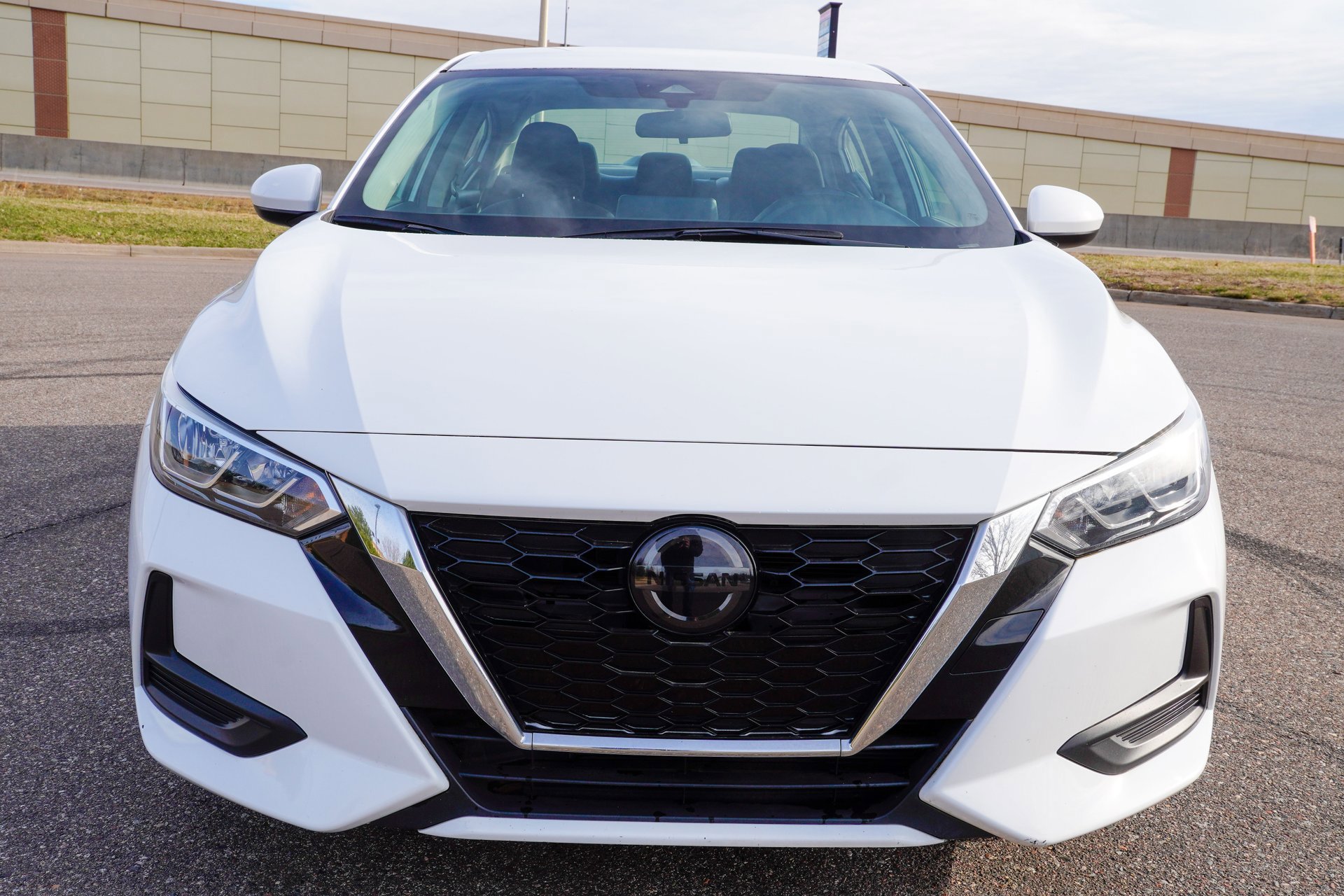 Used 2022 Nissan Sentra SV image 9