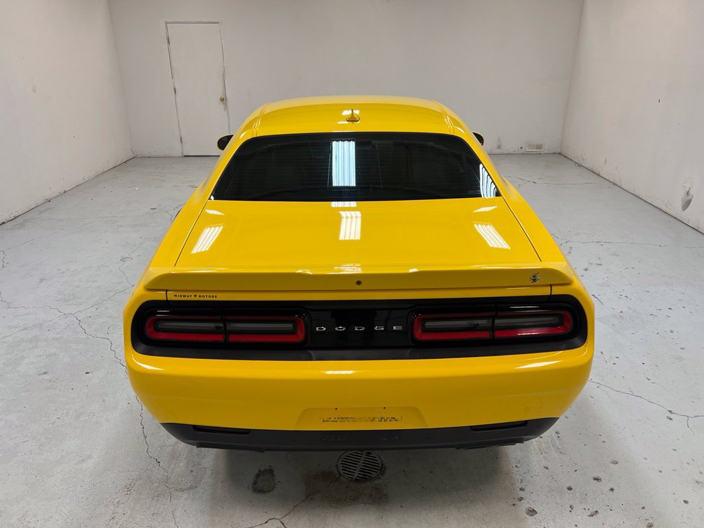 Used 2018 Dodge Challenger R/T Plus RWD image 3