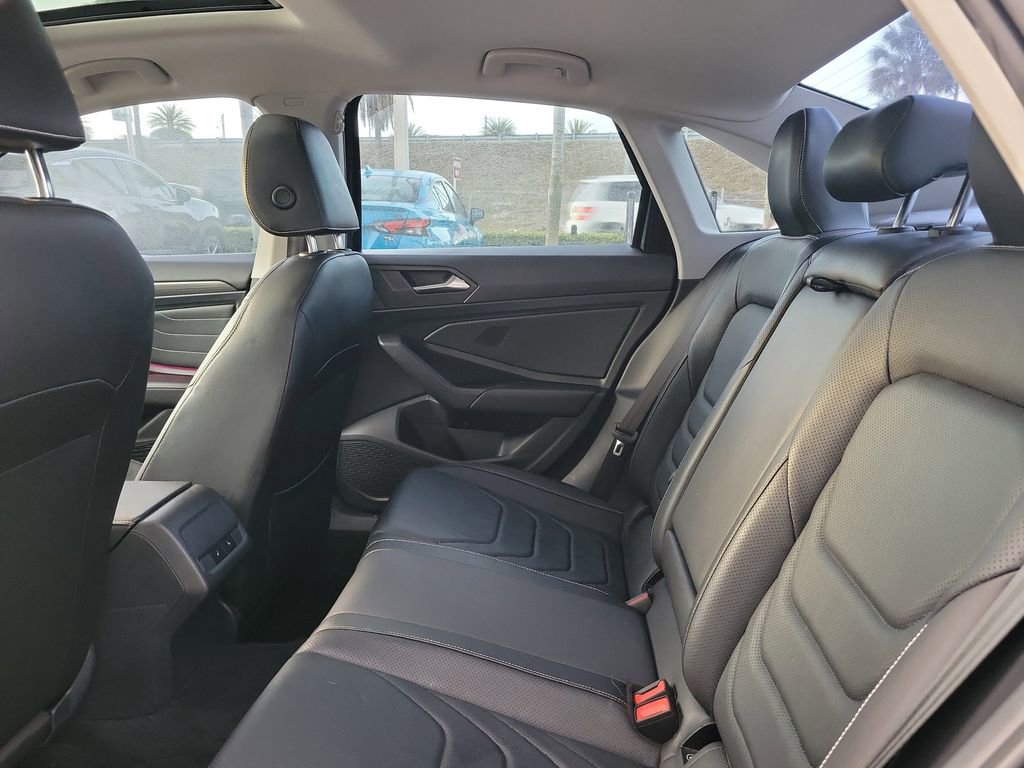 Used 2022 Volkswagen Jetta SEL image 8