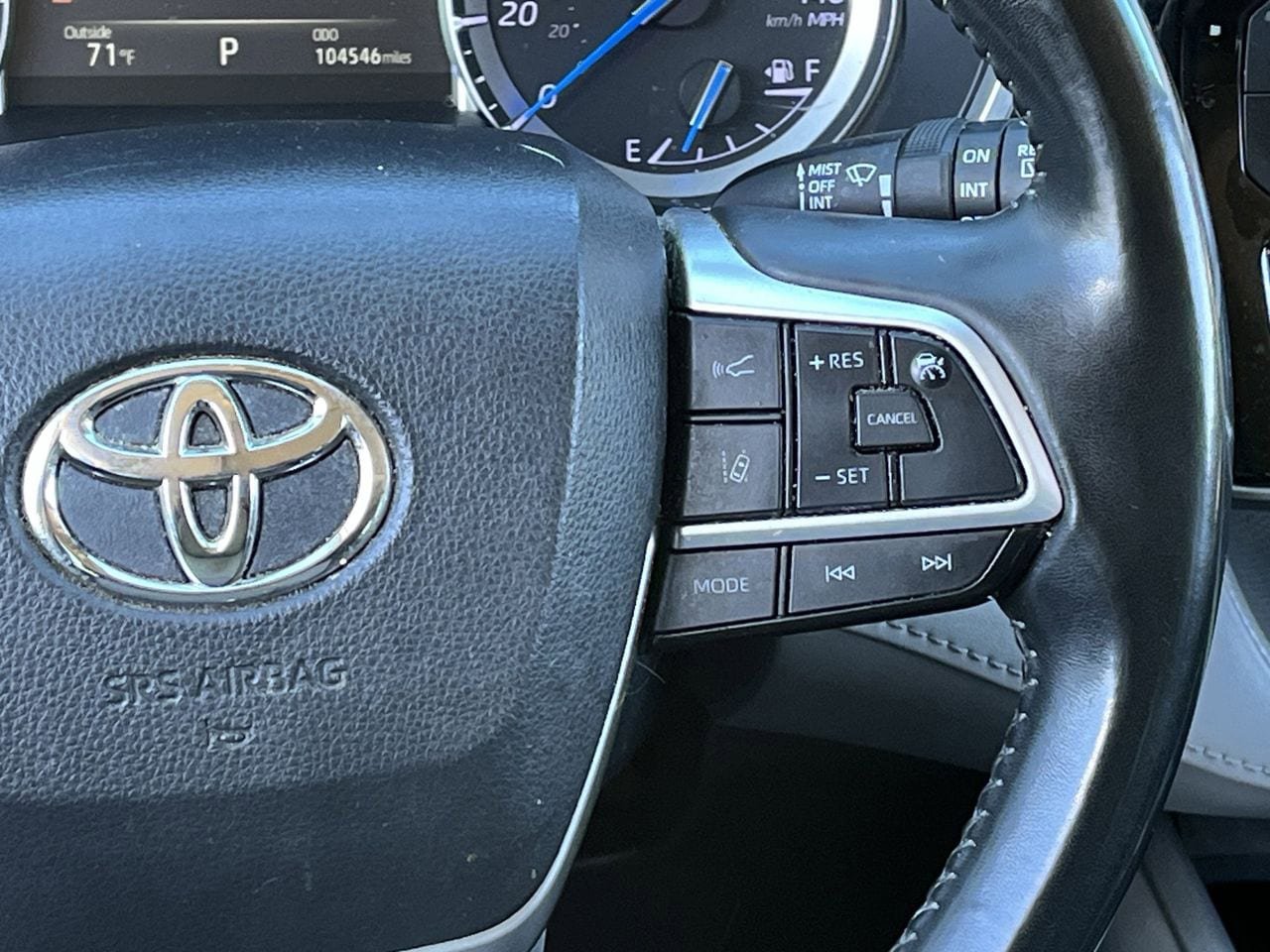 Used 2022 Toyota Highlander XLE image 14