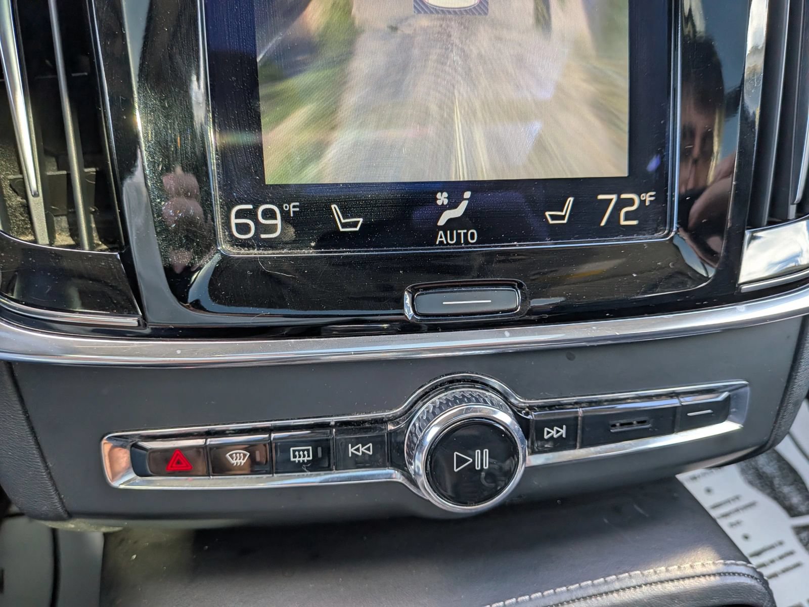 Used 2018 Volvo S90 T8 Inscription w/ Convenience Package AWD/4WD image 70