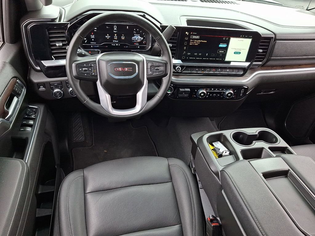 Used 2025 GMC Sierra 1500 SLT image 11