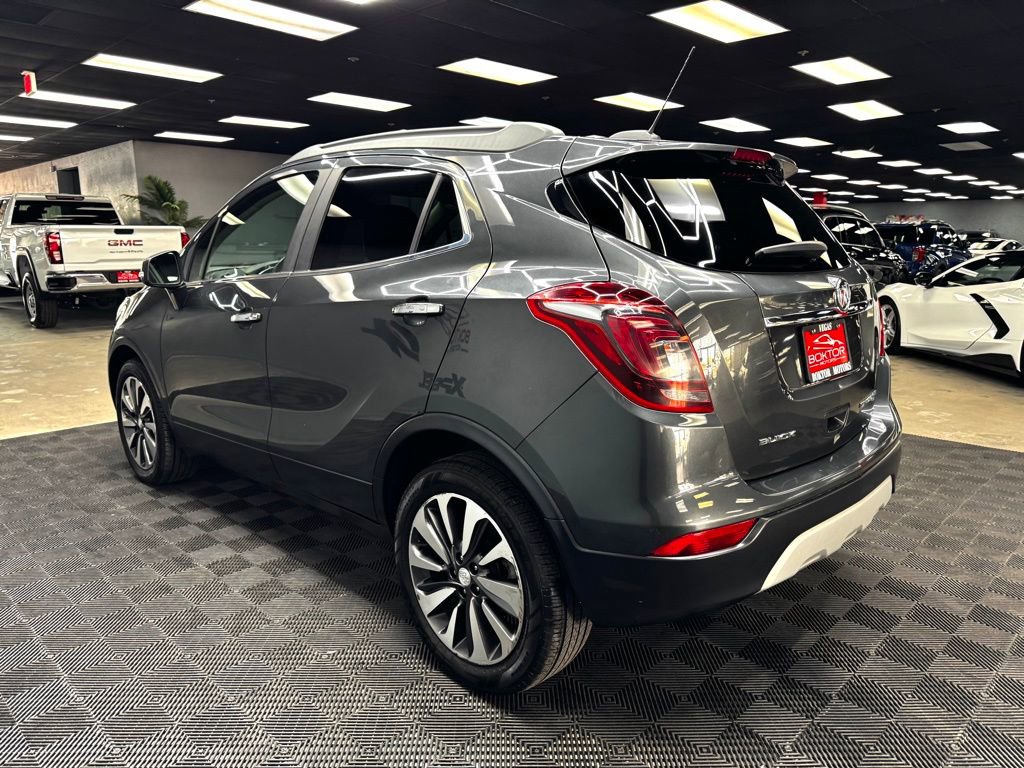 Used 2018 Buick Encore Essence FWD image 11