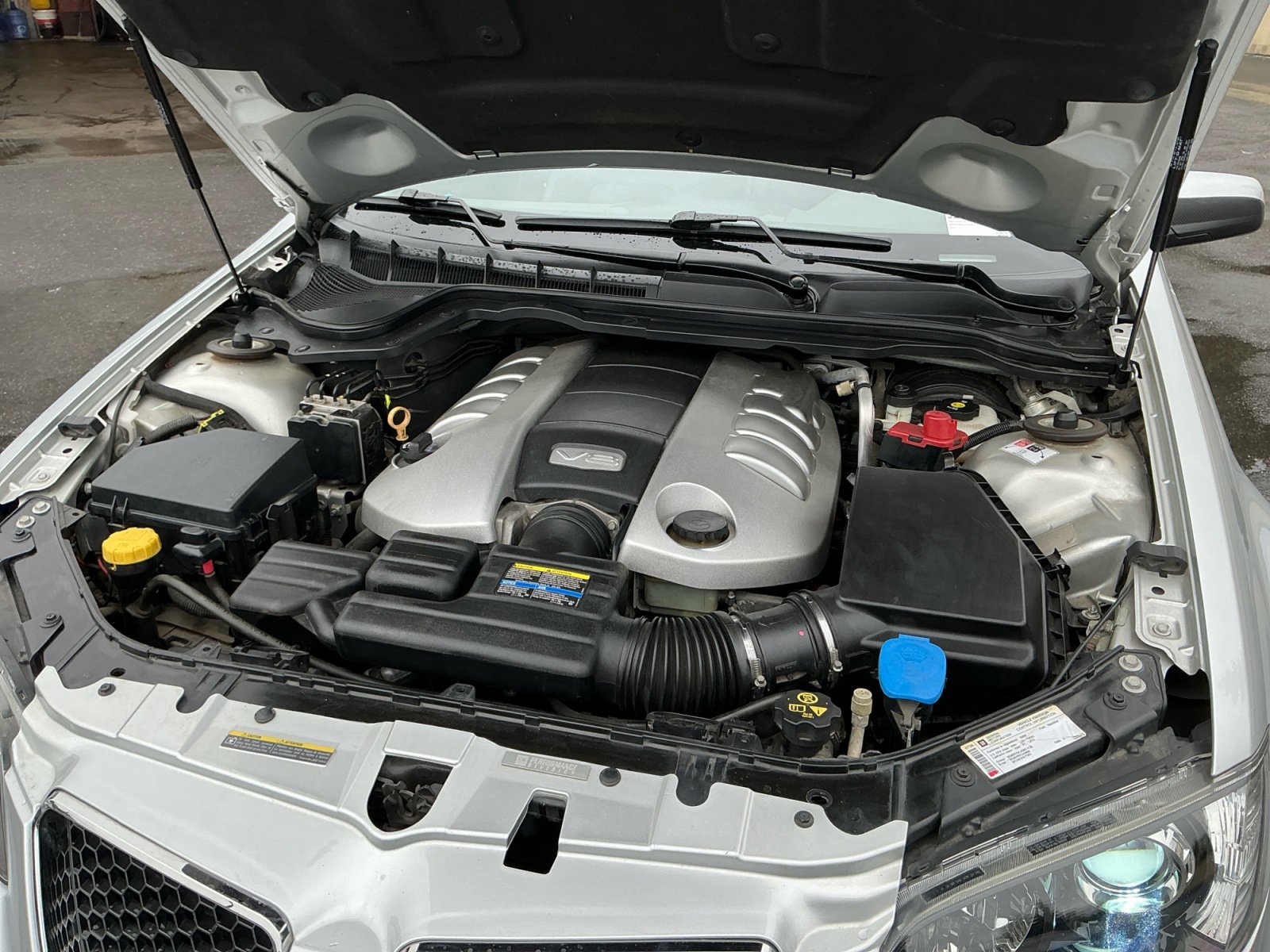 Used 2009 Pontiac G8 GXP image 23