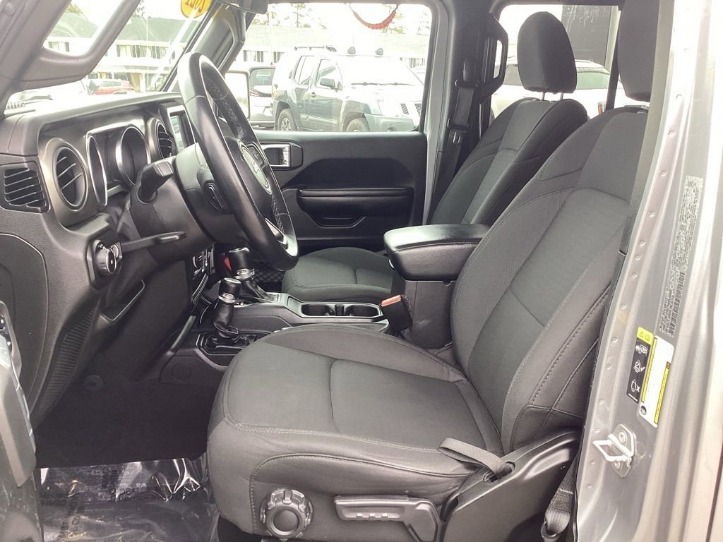 Used 2021 Jeep Wrangler Unlimited Sport image 13