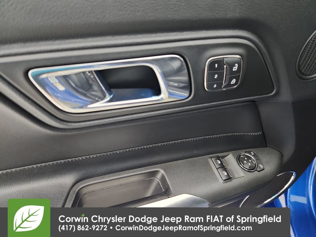 Used 2018 Ford Mustang GT Premium w/ GT Performance Package RWD image 21