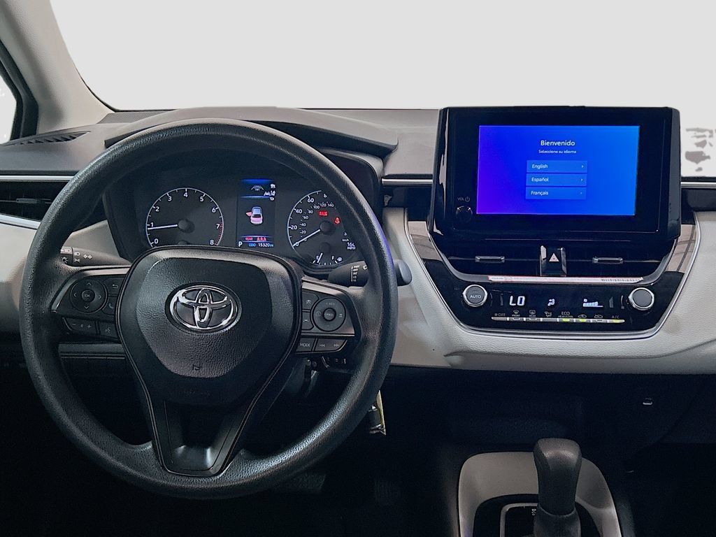 Used 2025 Toyota Corolla LE FWD image 18