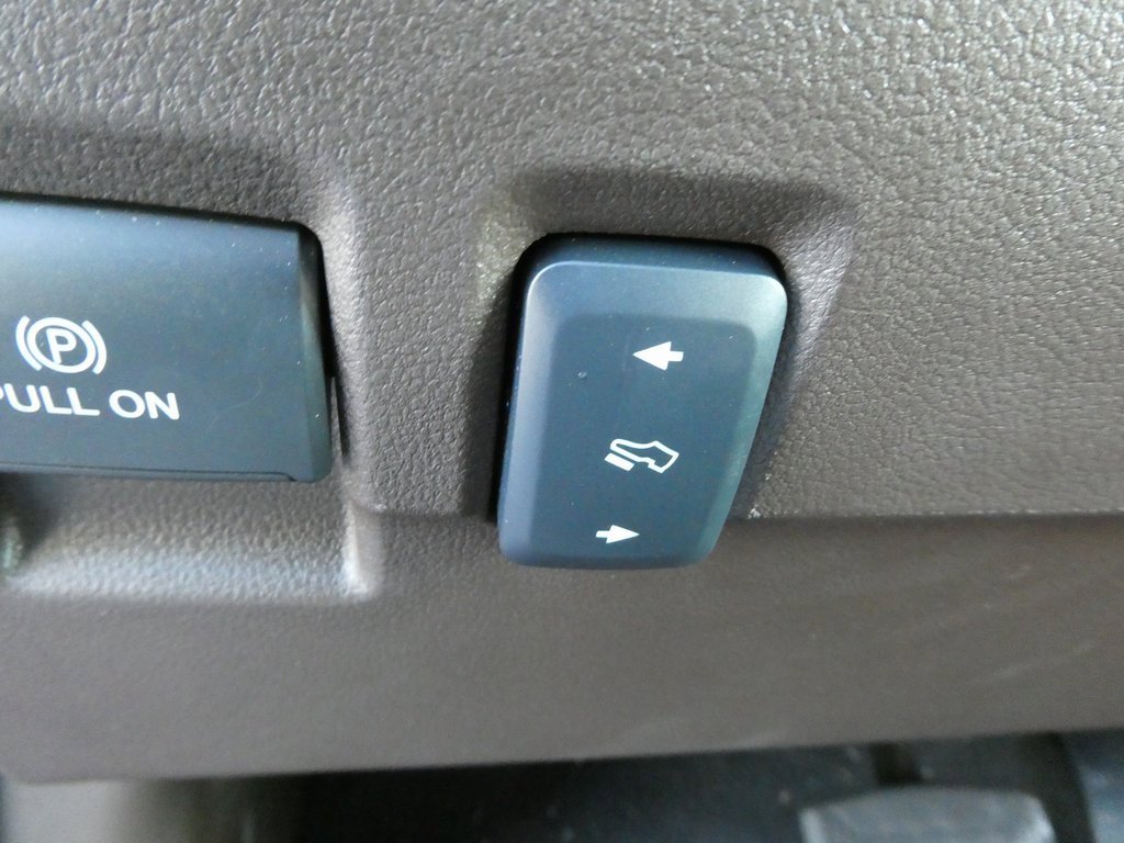 Used 2025 Ford F350 King Ranch w/ Chrome Package image 28