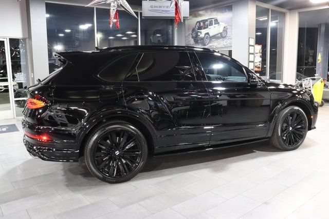Used 2021 Bentley Bentayga Speed AWD/4WD image 24