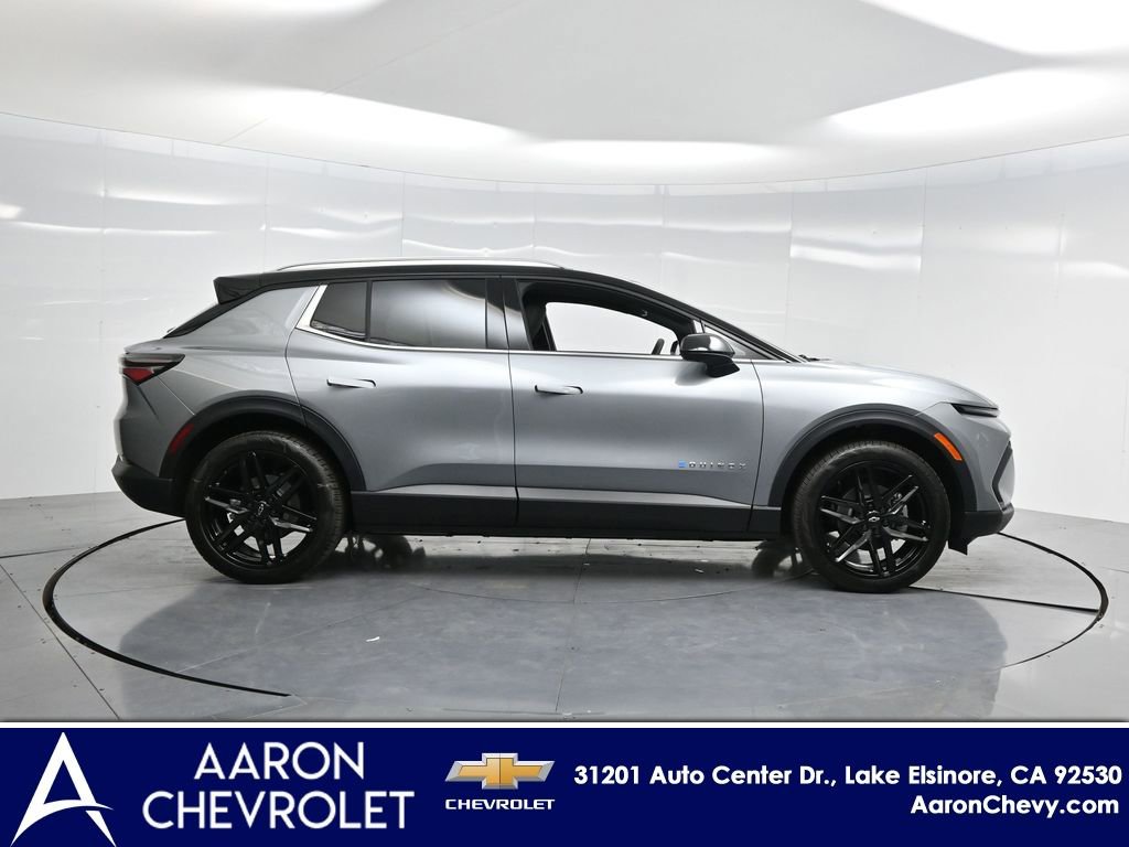New 2026 Chevrolet Equinox EV LT image 30