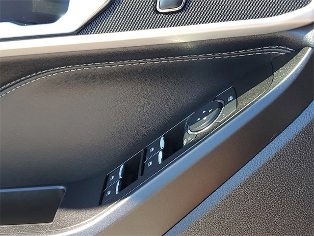 Used 2020 Ford Explorer XLT w/ Equipment Group 202A image 24