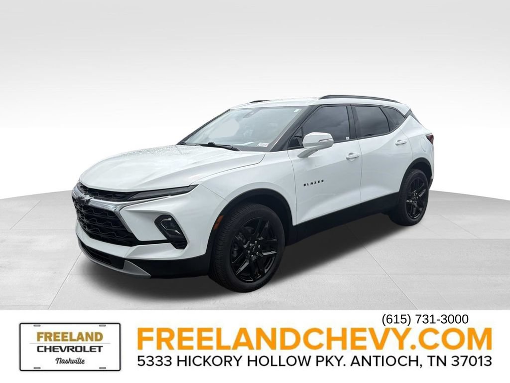 Used 2023 Chevrolet Blazer LT FWD image 7