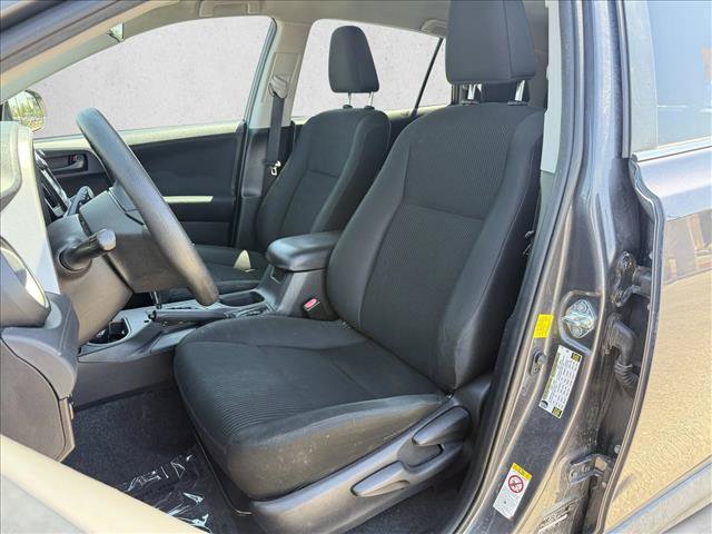 Used 2016 Toyota RAV4 LE FWD image 10