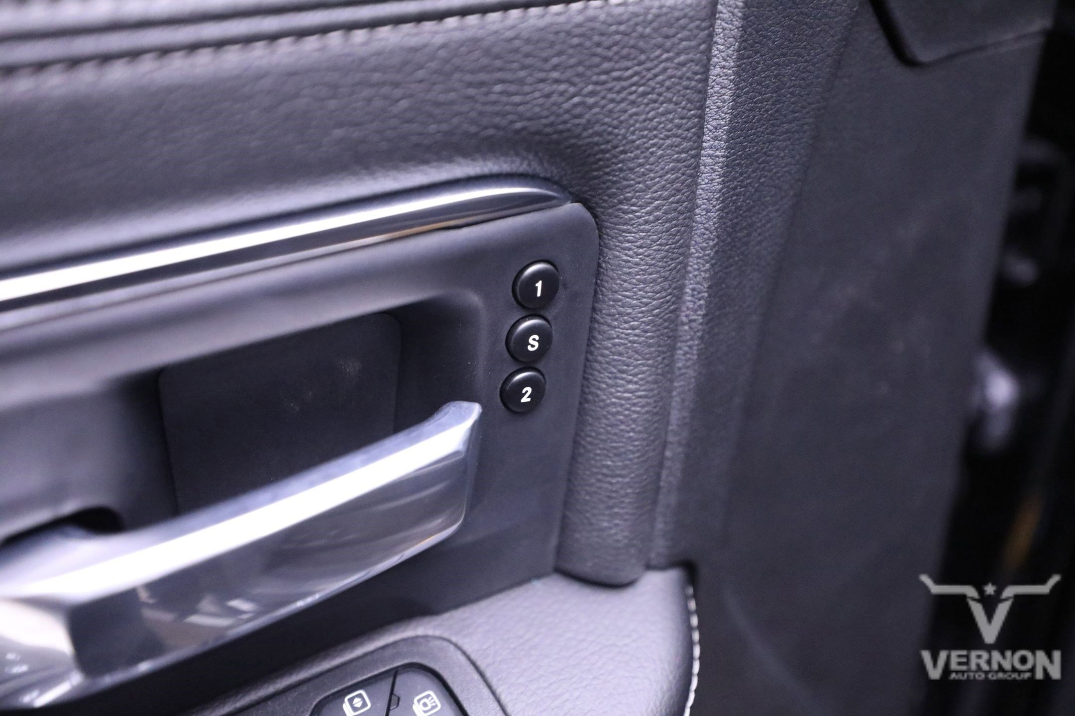 New 2025 RAM 3500 Laramie image 13