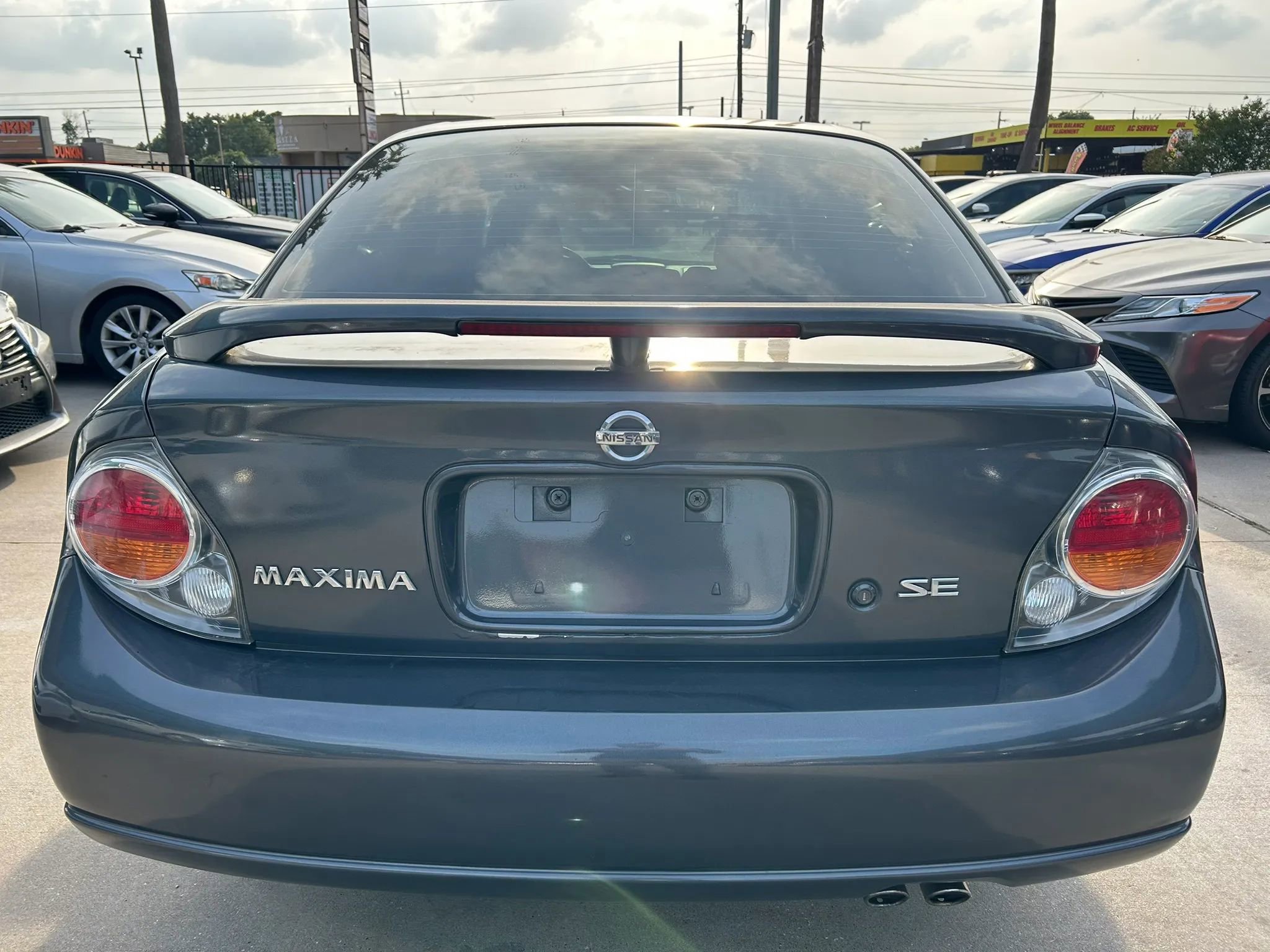 Used 2003 Nissan Maxima SE FWD image 4