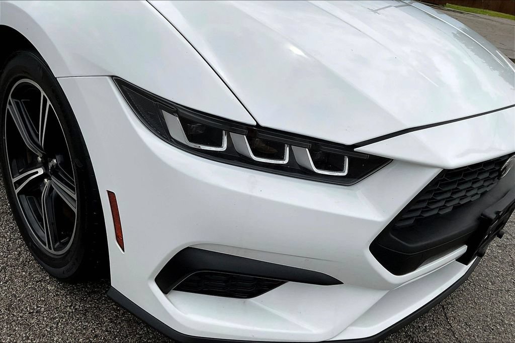 Used 2024 Ford Mustang Premium RWD image 25