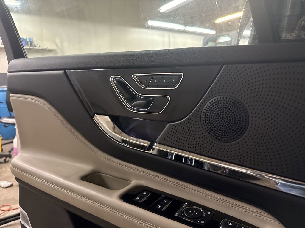 Certified 2025 Lincoln Corsair Grand Touring w/ Equipment Group 301A image 14