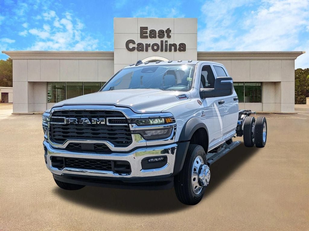 New 2026 RAM 5500 Tradesman w/ Chrome Appearance Group AWD/4WD image 7