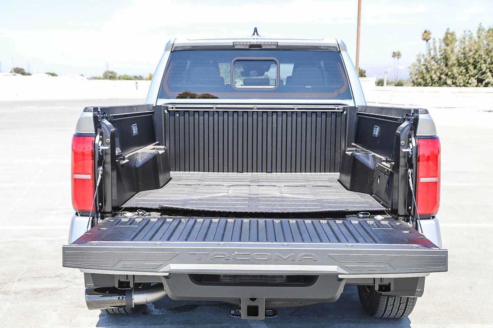New 2026 Toyota Tacoma TRD Sport w/ TRD Sport Upgrade Package RWD image 12