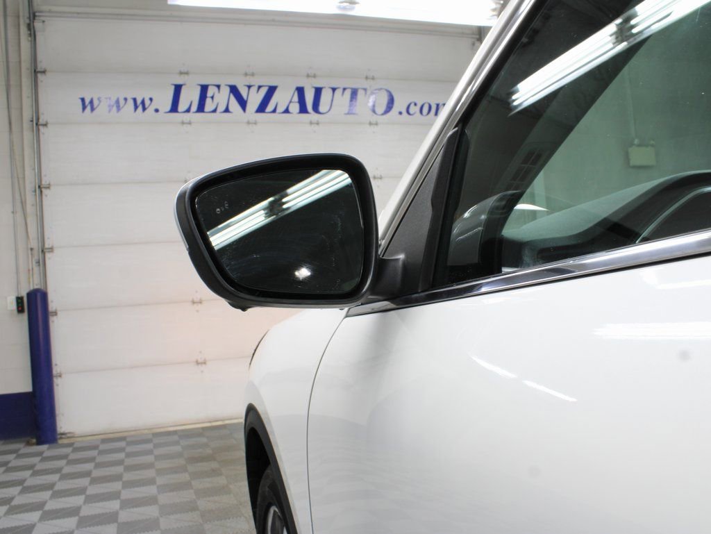 Used 2024 Ford Escape Platinum image 64