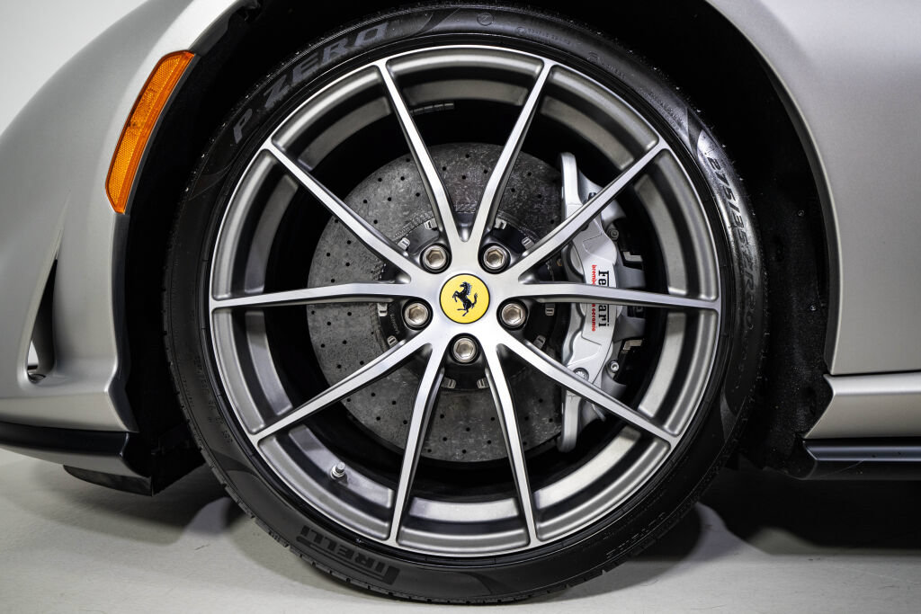 Certified 2022 Ferrari 812 GTS RWD image 14
