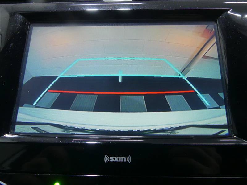 Used 2020 Toyota Camry LE FWD image 12