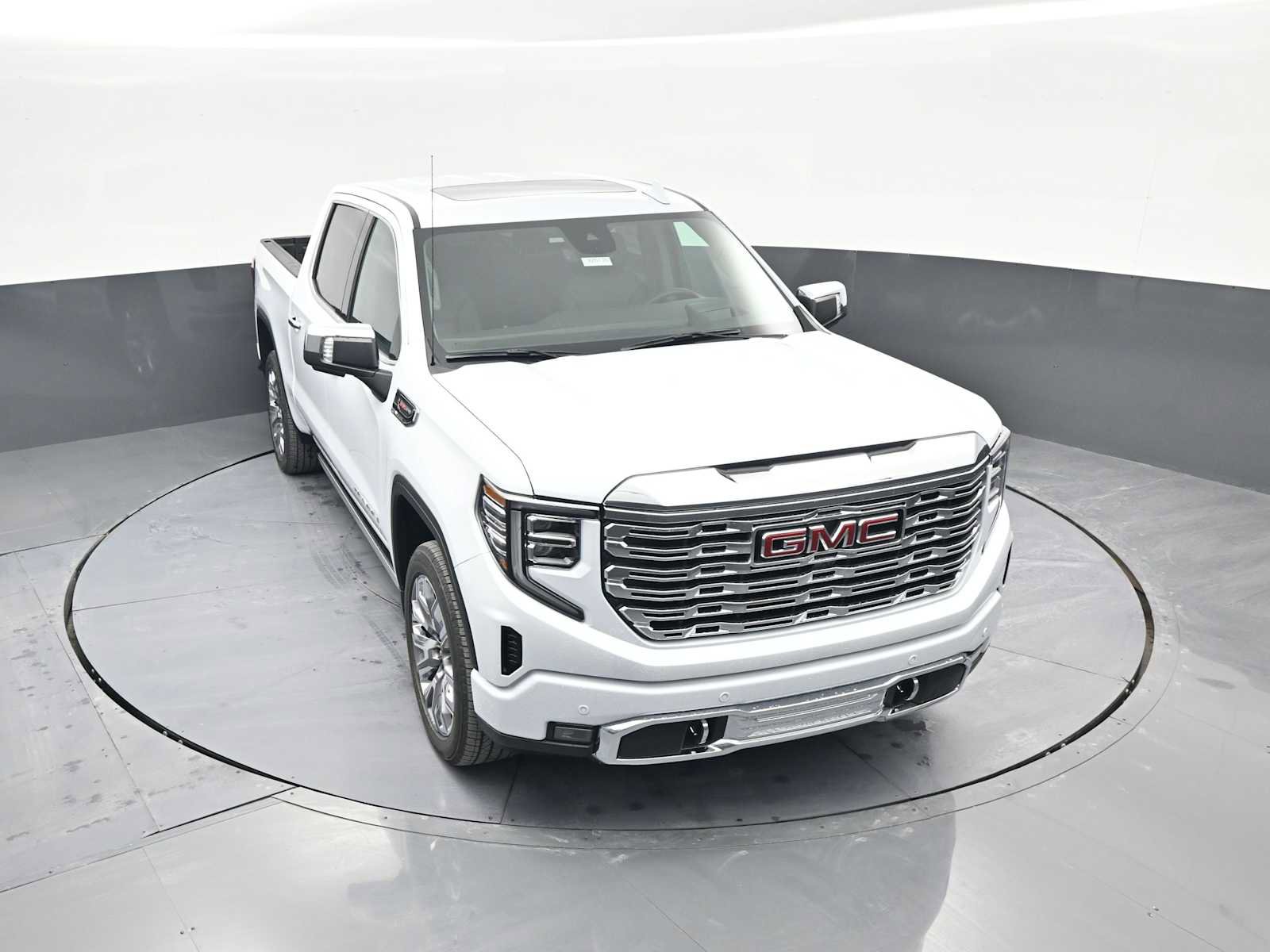New 2026 GMC Sierra 1500 Denali w/ Denali Reserve Package AWD/4WD image 28
