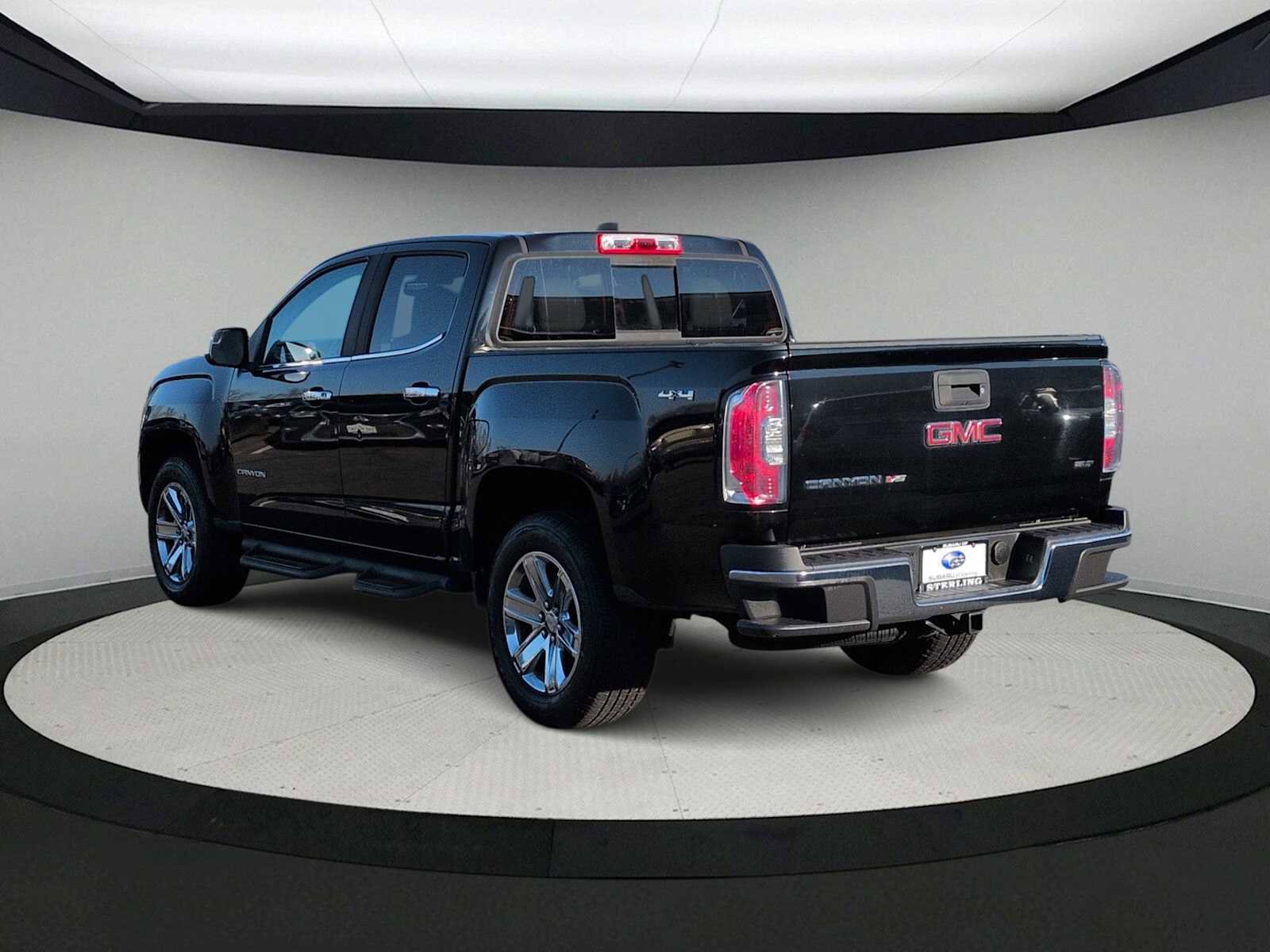 Used 2017 GMC Canyon SLT w/ Driver Alert Package image 6