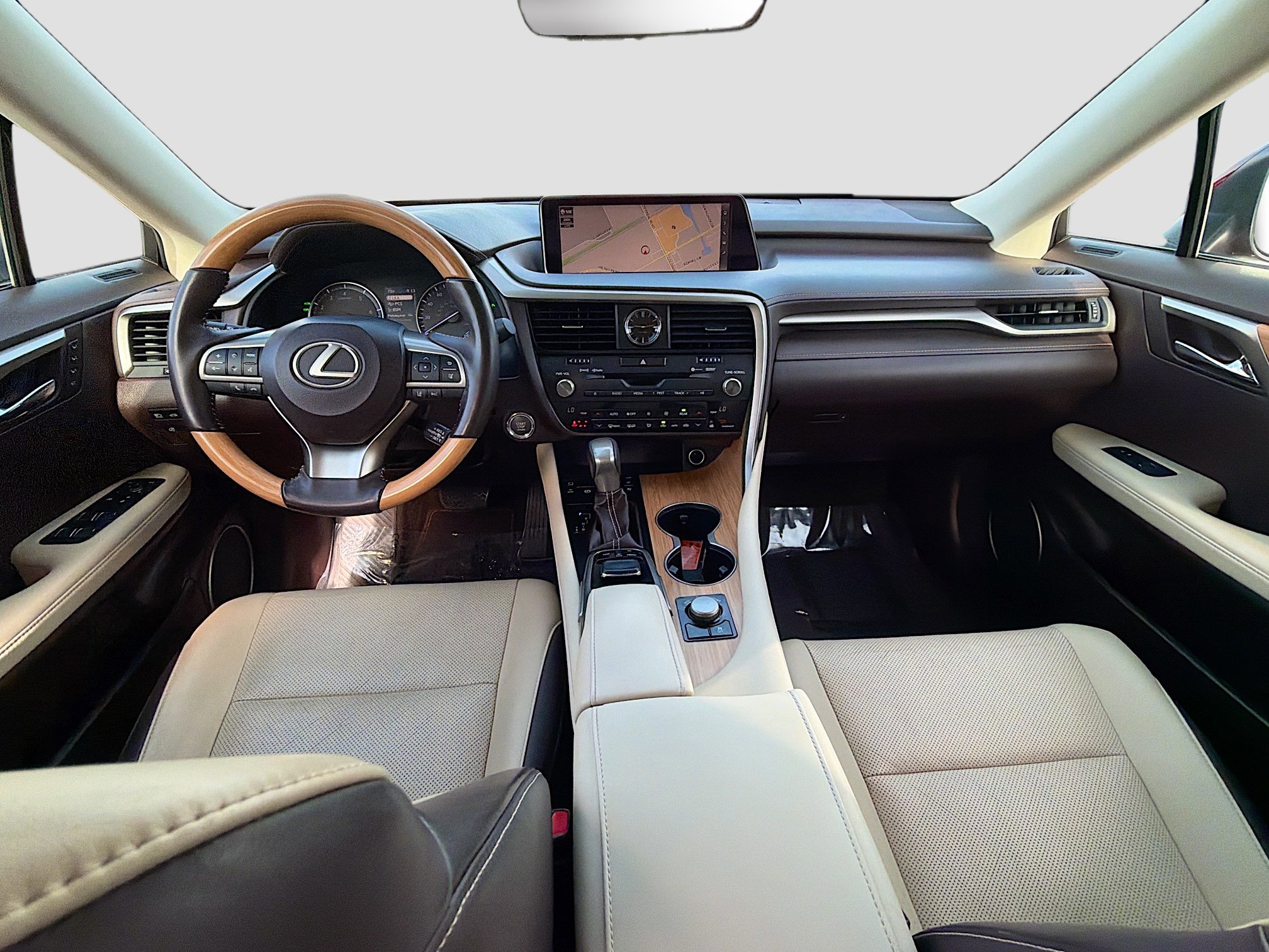 Used 2019 Lexus RX 350L FWD image 17