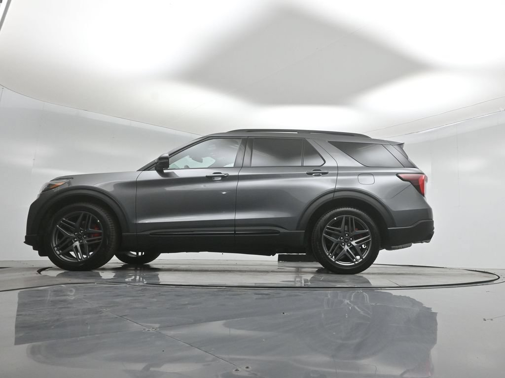 New 2026 Ford Explorer ST w/ Sun And Sound Package AWD/4WD image 7