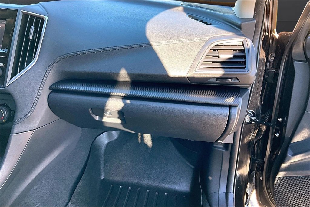 Used 2018 Subaru Crosstrek 2.0i Premium w/ Eyesight System image 12