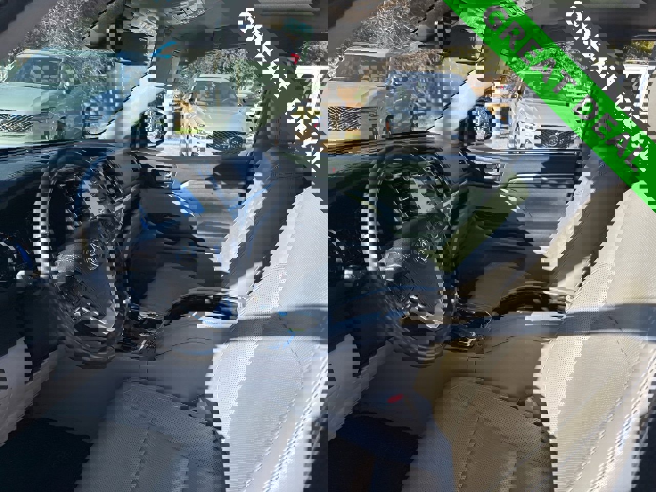 Used 2019 Toyota Highlander Limited image 18