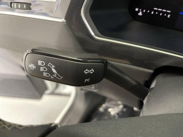 Certified 2023 Volkswagen Tiguan SE AWD/4WD image 19