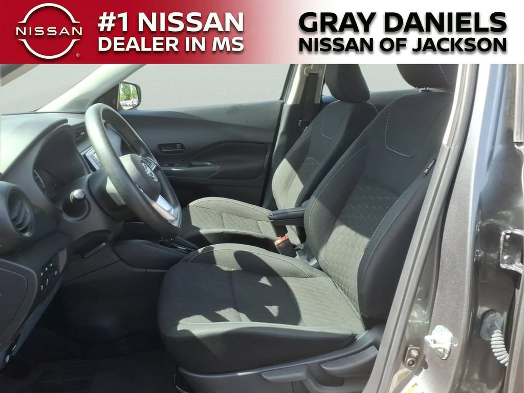 Used 2022 Nissan Kicks S FWD image 23