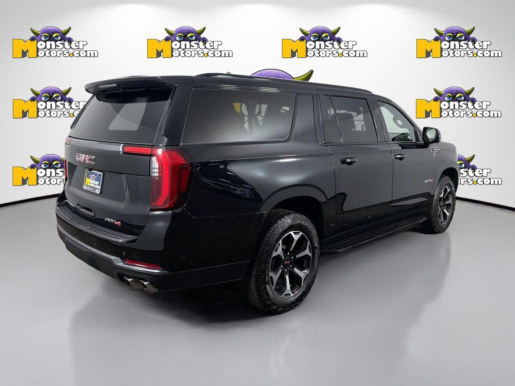 Used 2025 GMC Yukon XL AT4 image 5