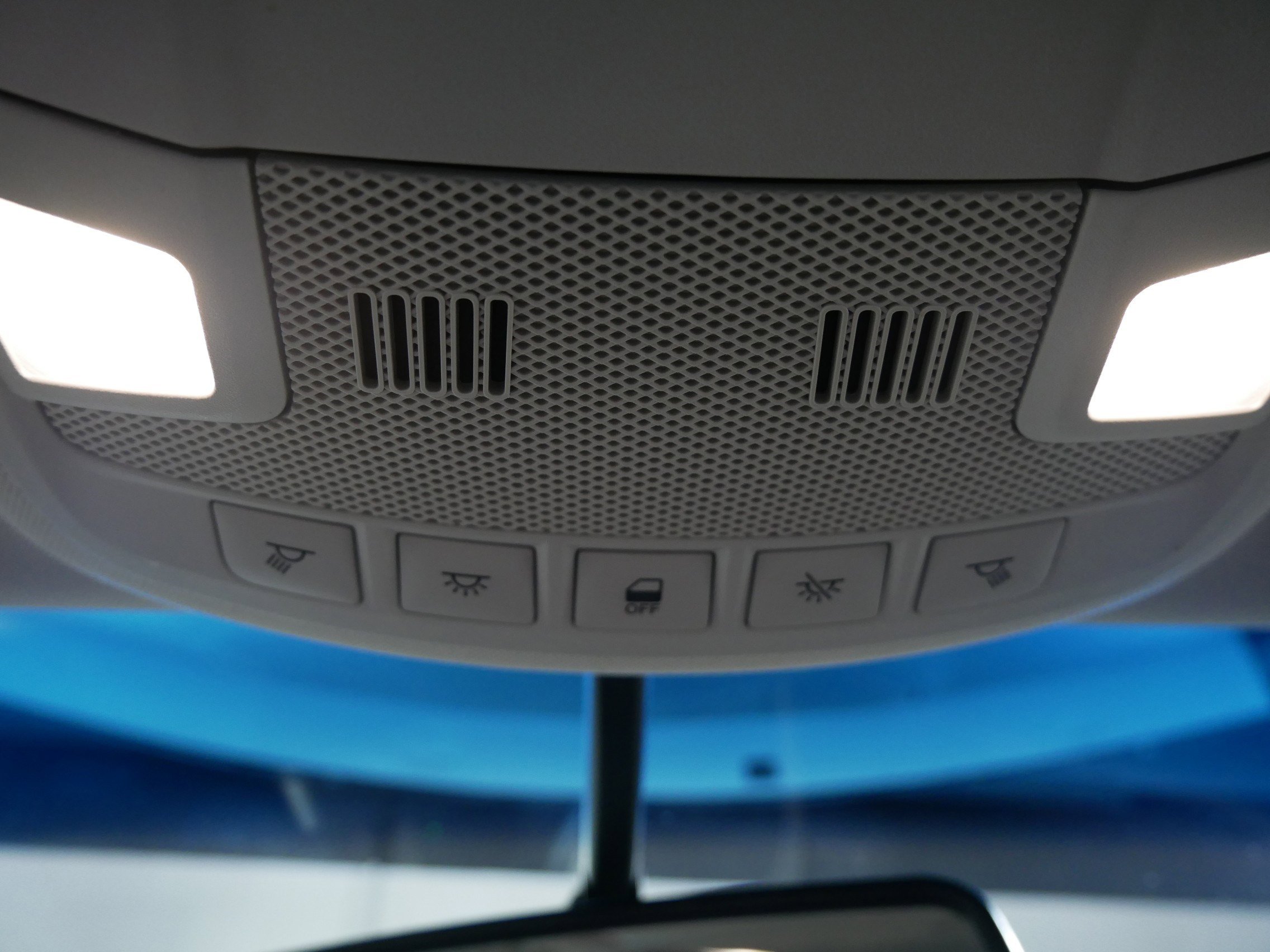 Used 2015 Lincoln MKZ w/ Equipment Group 101A Select image 31