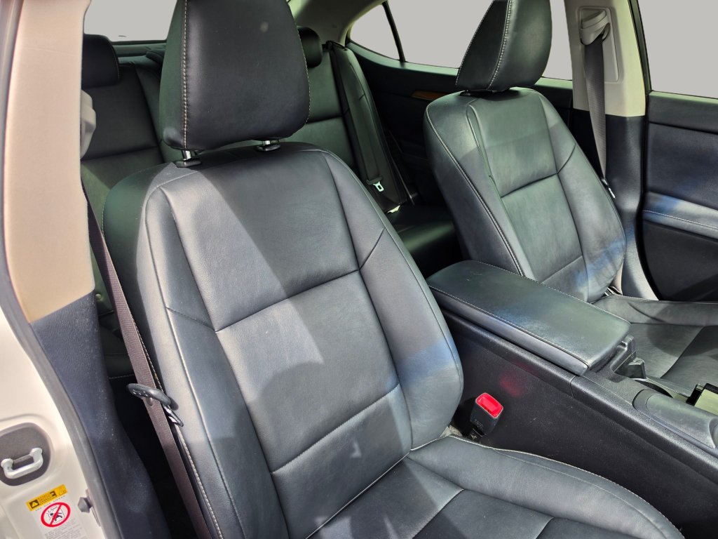 Used 2013 Lexus ES 300h w/ Premium Pkg FWD image 54