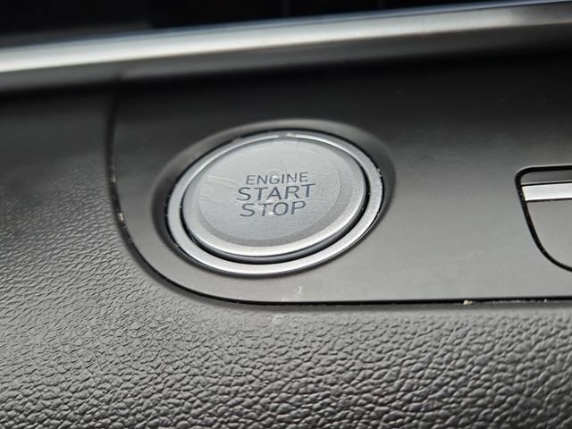 Certified 2024 Hyundai Elantra SEL image 7