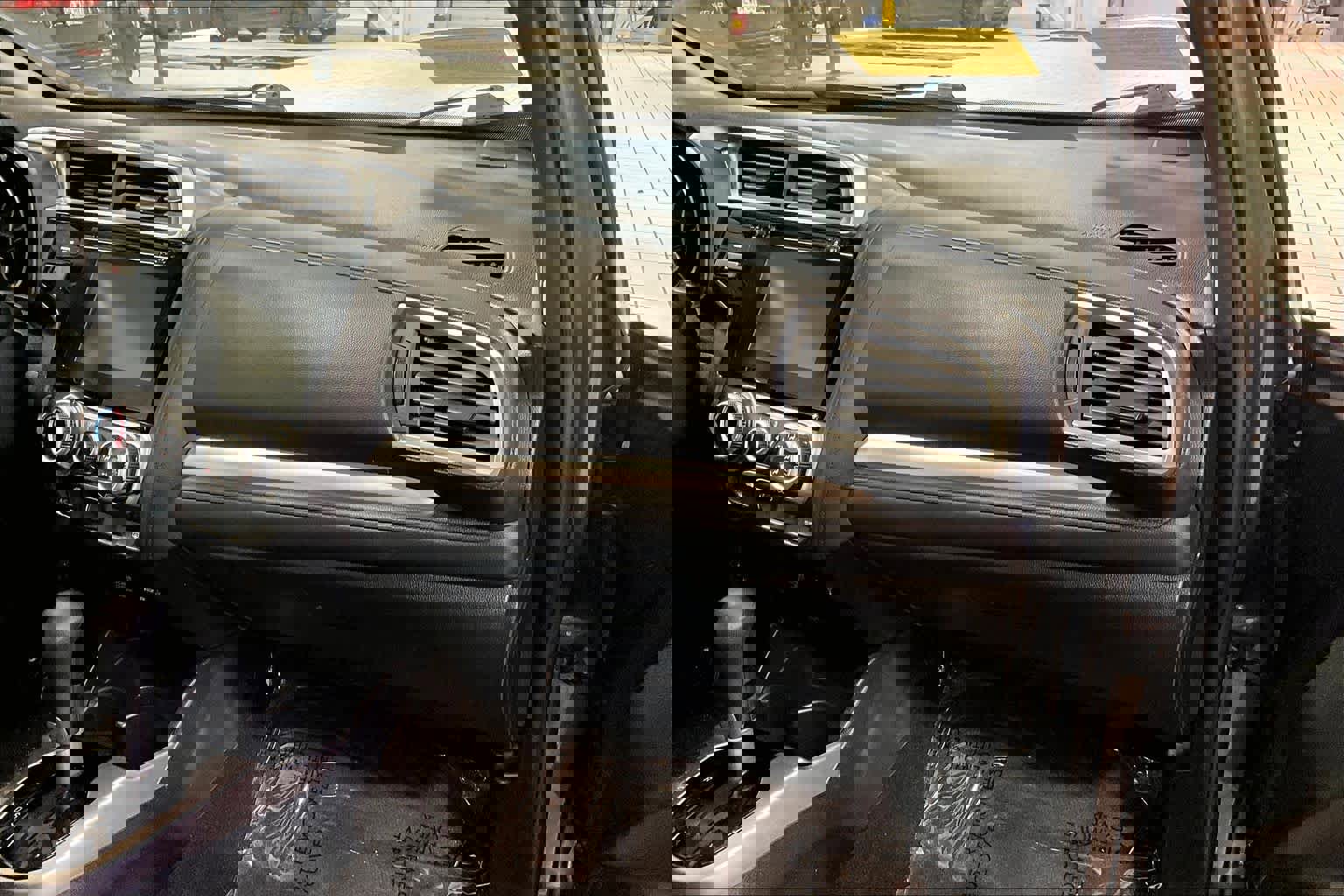 Used 2015 Honda Fit EX image 18