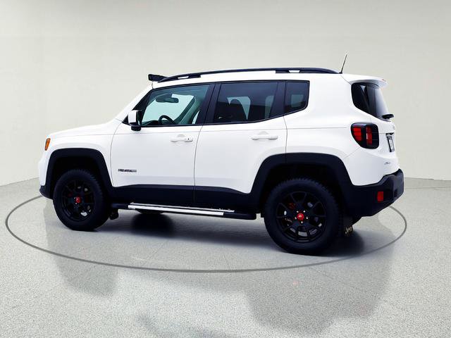 Used 2019 Jeep Renegade Latitude w/ Cold Weather Group image 4