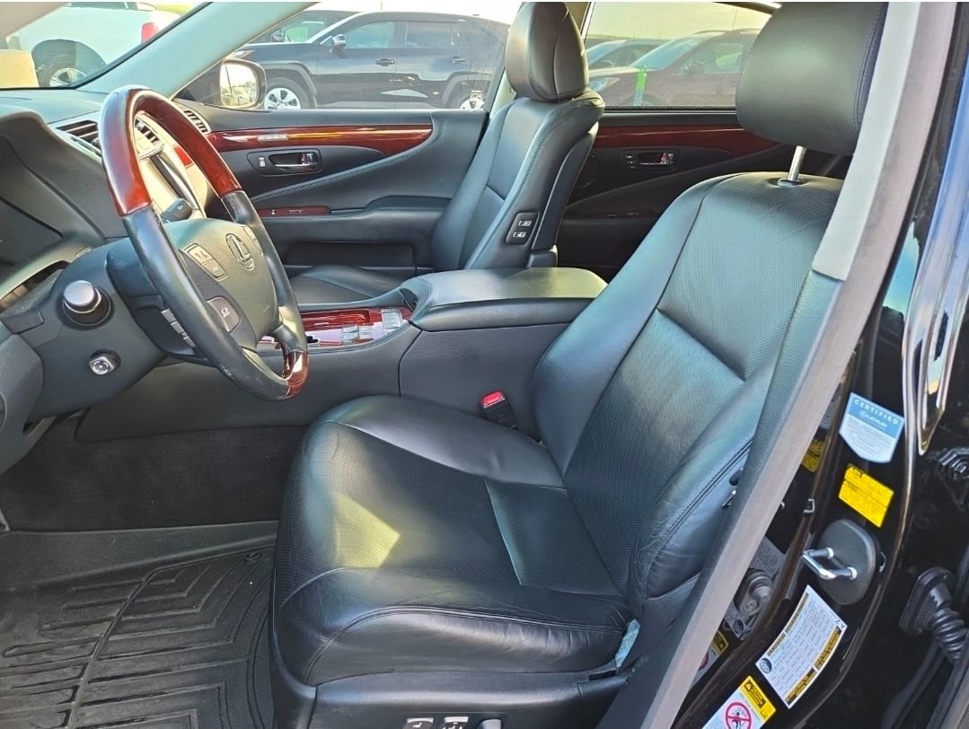 Used 2009 Lexus LS 460 L image 8