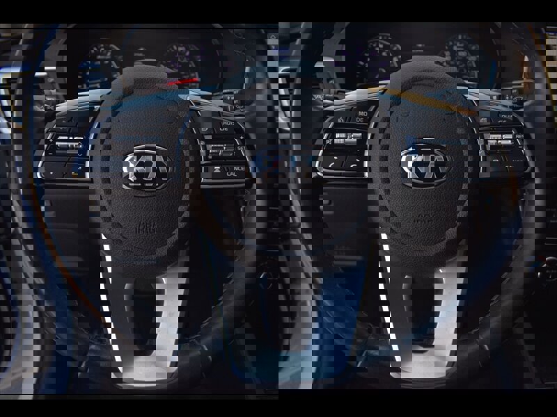 Used 2020 Kia Optima Premium image 14