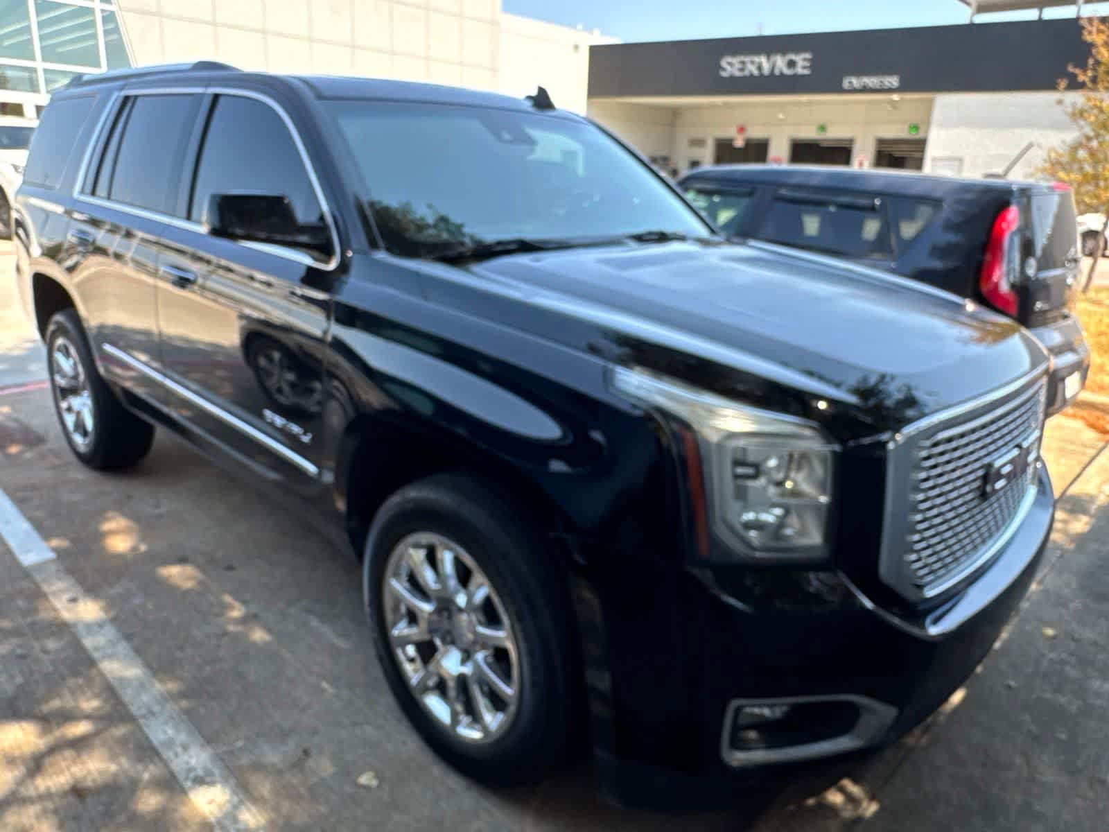 Used 2015 GMC Yukon Denali w/ Open Road Package RWD image 2