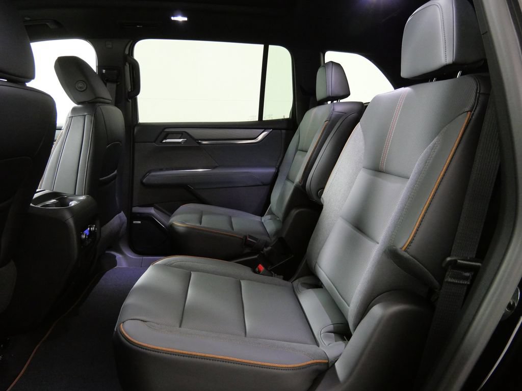 New 2026 GMC Acadia AT4 w/ Super Cruise Package AWD/4WD image 13