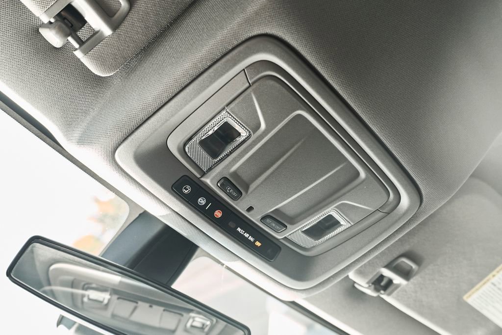 Used 2022 Chevrolet Silverado 1500 RST w/ Z71 Off-Road Package AWD/4WD image 40