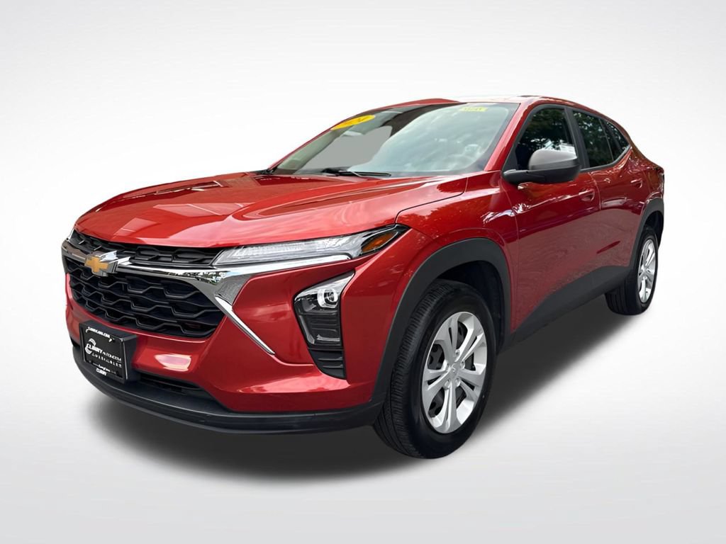 Used 2024 Chevrolet Trax LS FWD image 4