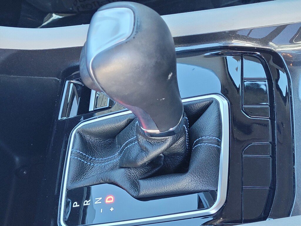 Used 2022 Jeep Compass Latitude image 14