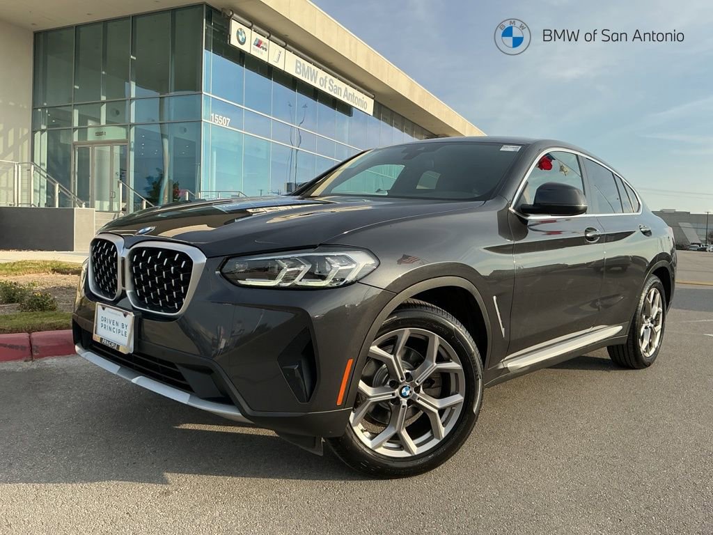 Certified 2022 BMW X4 xDrive30i w/ Premium Package 2 image 1