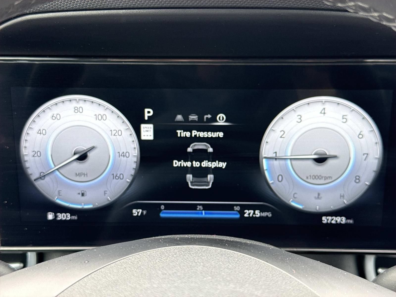 Used 2025 Hyundai Elantra SEL FWD image 19