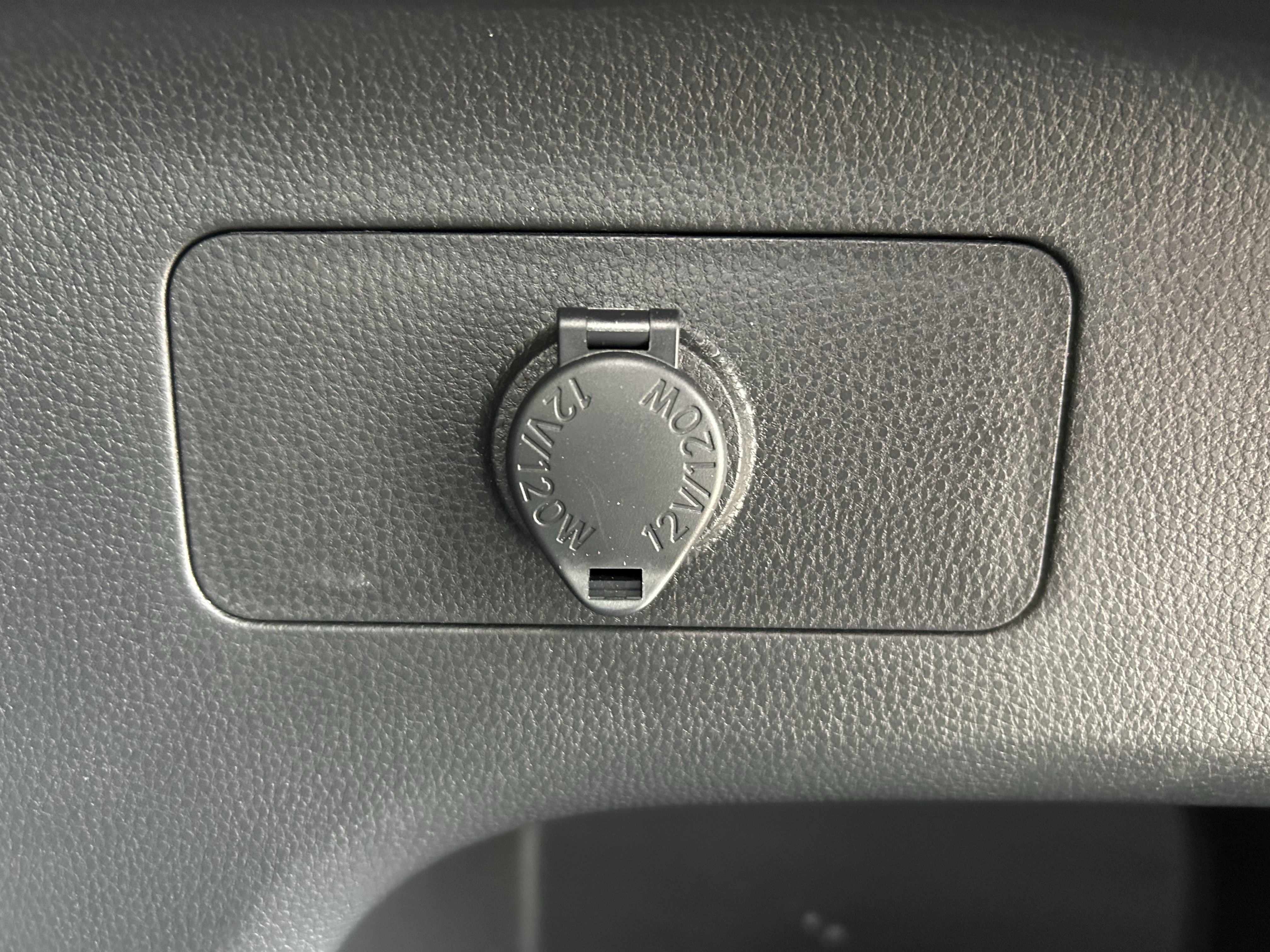 Certified 2025 Toyota RAV4 XLE AWD/4WD image 21
